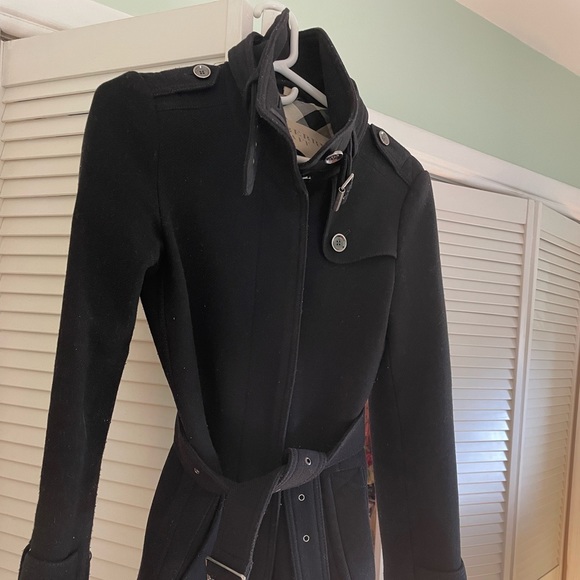 Burberry Brit “Rushworth” wool/cashmere blend belted coat. US Size 4